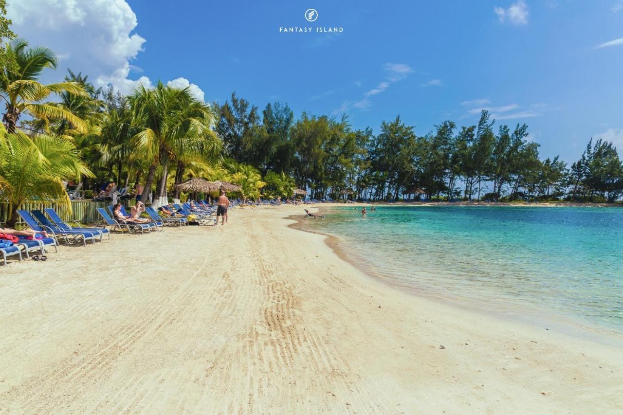 Fantasy Island Beach Resort And Marina First Bight المظهر الخارجي الصورة
